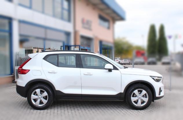 VOLVO XC40 (2017--) XC40 T2 automatico Essential - Foto 3