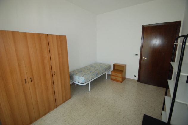 Offro stanza in affitto - Foto 6