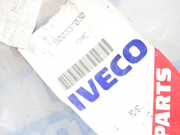 500337030 PARATIA SOTTOSCOCCA VANO MOTORE LATO DESTRO IVECO DAILY 2.8 D RICAMBIO NUOVO - Foto 4