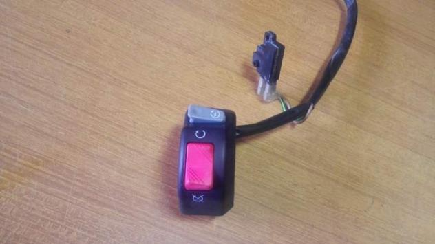 Blocchetto Commutatore Destro Luci YAMAHA TDM 900 iniezione - Foto 2