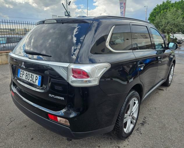 Mitsubishi Outlander - PARI AL NUOVO - GARANTITA 12 MESI CASCO - - Foto 4