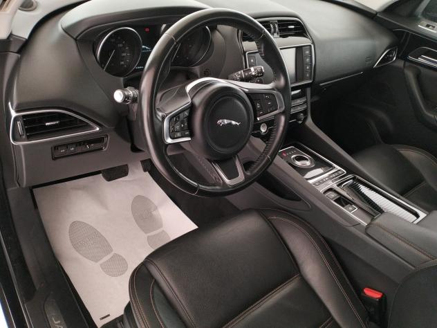 Jaguar F-Pace 2.0 D 180 CV AWD aut. Prestige - Foto 8