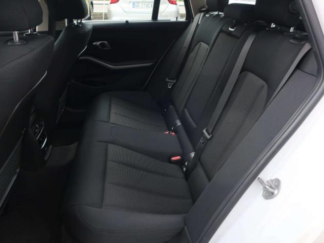 BMW 318 Serie 3 G21 Touring 318d Touring mhev 48V Business rif. 23789013 - Foto 9