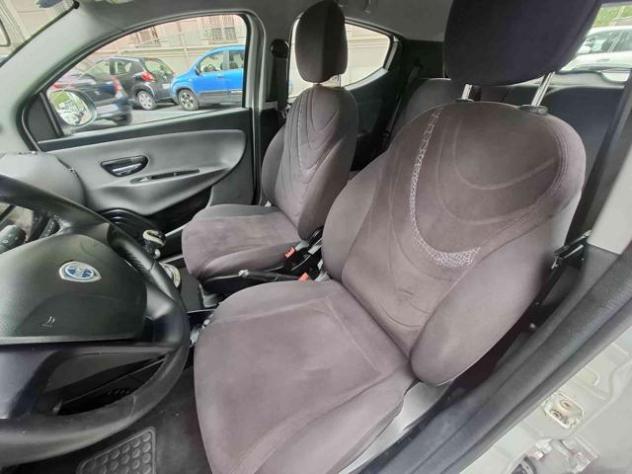 LANCIA Ypsilon 1.2 69 CV 5 porte S&S Gold rif. 23391603 - Foto 10