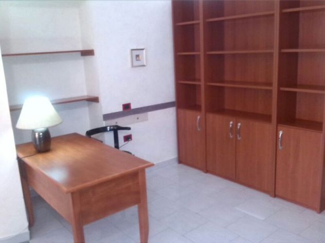 MOCCIA CASERTA CENTRO AMPIO MONO ARREDATO CORSO TRIESTE (B4)