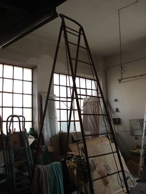 SCALA IN FERRO ALTEZZA METRI 3,30 COSTRUITA DA UN'ARTIGIANO FABBRO SU MISURA. - Foto 8