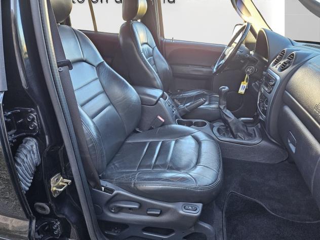 Jeep Cherokee 2.5 CRD Limited Sport 142 cv - Foto 10