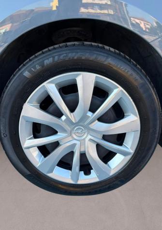 Opel Corsa 1.2 75cv MT5 - Foto 8