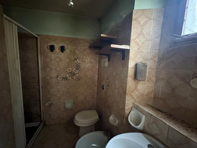 PORZIONE DI CASA DA RISTRUTURARE A LECCO Maggianico - Foto 13