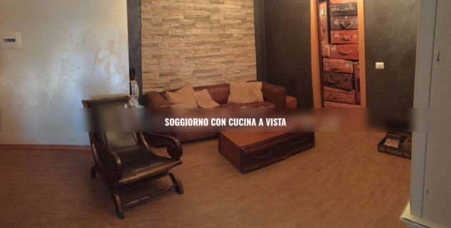 LA STORTA TRILOCALE ARREDATO CON AMPIO GIARDINO PRIVATO. - Foto 2