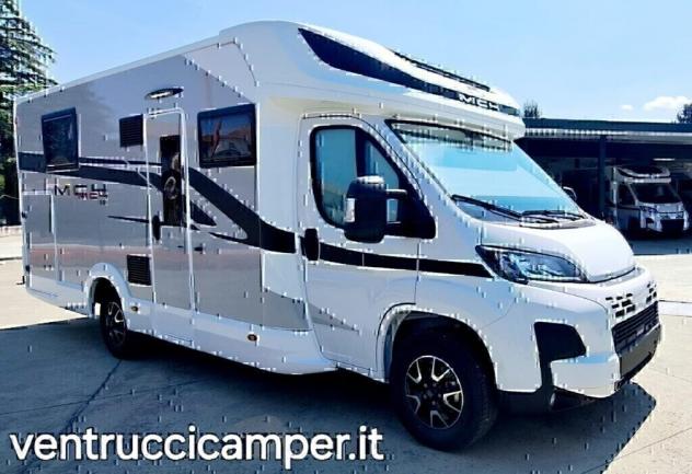 MC LOUIS MC4 381g SEMINTEGRALE DINETTE FACE A FACE, LETTO NAUTICO POSTERIORE XL