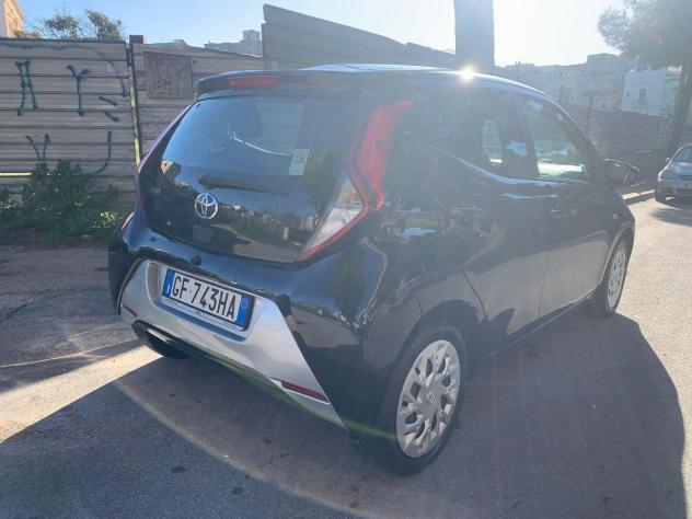 TOYOTA - Aygo - 1.0 VVT-i 72 CV 5p. x-clusiv - Foto 6