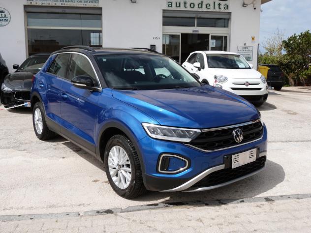 Volkswagen T-Roc 1.0 tsi Style 110cv - Foto 8