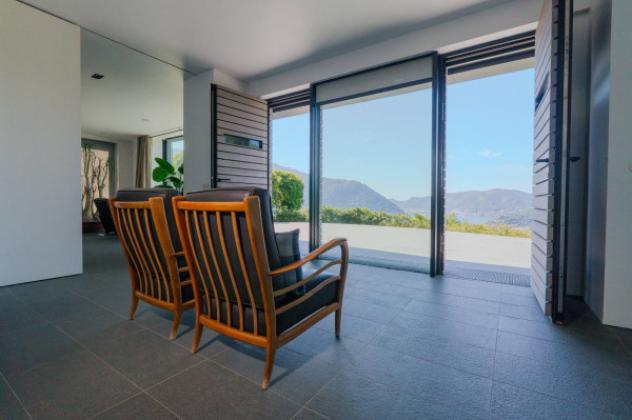 Villa di 400 m² con più di 5 locali e box auto doppio in vendita a Como - Foto 9