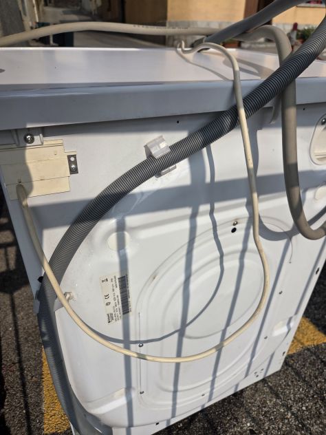 Lavatrice Ariston 7 kg . 1000 giri. - Foto 6