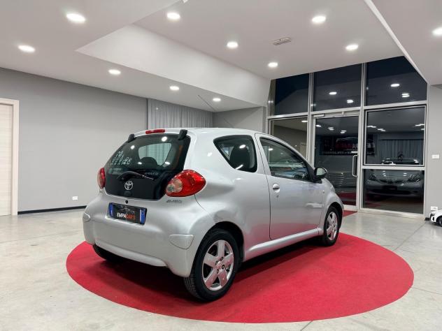 Toyota Aygo 1.0 12V VVT-i 3 porte AUTOMATICA OK NEOPATENTATI - Foto 6