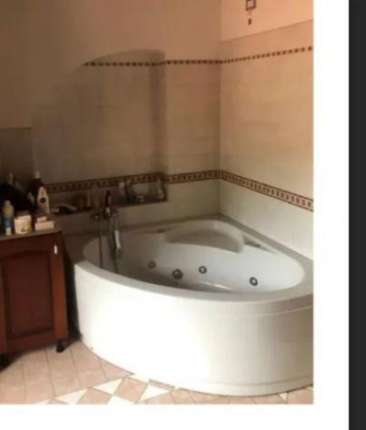 Immobile in asta di 512 m² in vendita a Arcisate - Foto 2