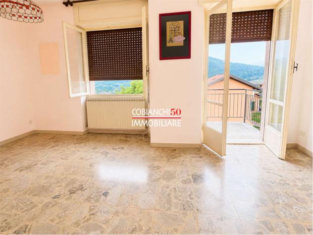 V000868 - CAMBIASCA, TRILOCALE DA RISTRUTTURARE CON CANTINA E GARAGE CONDOMINIALE - Foto 2