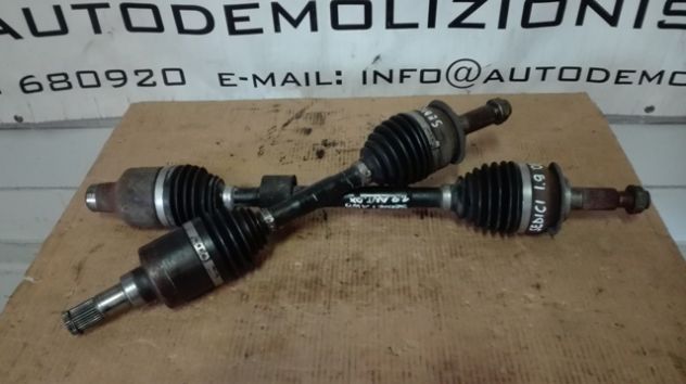 Semiassi anteriori Fiat Sedici 1.9 JTD del 2008