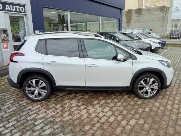 PEUGEOT 2008 1° serie BlueHDi 100 Allure - Foto 2