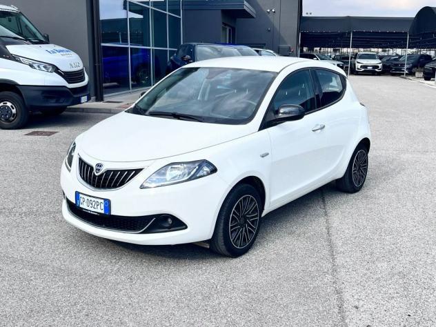 Lancia Ypsilon 1.0 FireFly 5 porte S&S Hybrid Gold