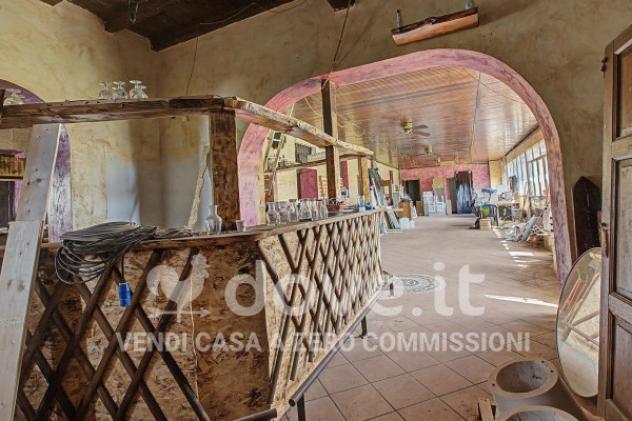 Villa di 500 m² con più di 5 locali in vendita a Besate - Foto 13