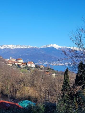 Stresa - ZONA MAGOGNINO VENDESI VILLA CON GIARDINO PRIVATO - Foto 2