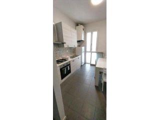APPARTAMENTO di 4 vani e di 80 mq (FIRENZE) rif. AAJ354