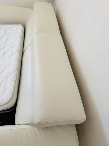 Divano letto matrimoniale in vera pelle bianca - Foto 5