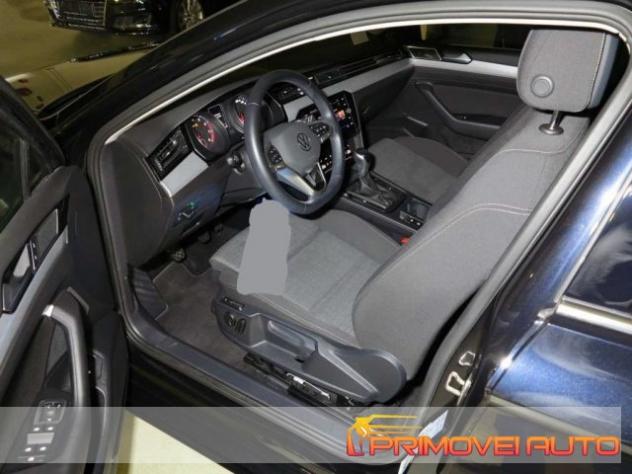 VOLKSWAGEN Passat Variant 1.5 TSI ACT Business rif. 19513890 - Foto 2