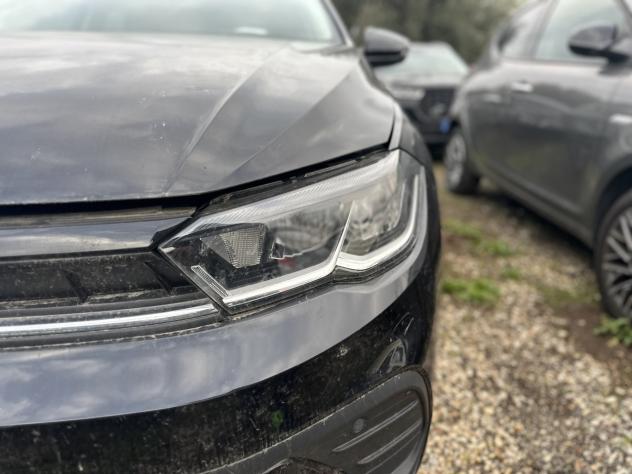 Volkswagen Polo 1.0 TSI Life + montaggio GPL - Foto 9