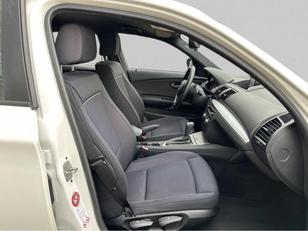 BMW 120d 177CV 5p Futura Automatica, Bi-Xeno, Navi - Foto 8
