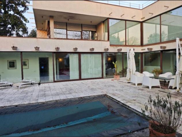 Immobile in asta di 694 m² con più di 5 locali e box auto in vendita a Mirano - Foto 9