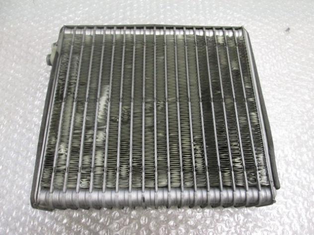 46723502 EVAPORATORE RADIATORE INTERNO CLIMA FIAT STILO 1.6 B 76KW 5M 5P (2002) RICAMBIO USATO