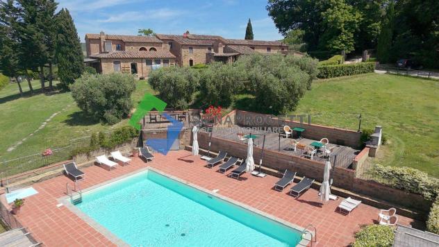 Splendido casolare in pietra con piscina, a Casole d’Elsa, Toscana, Siena. - Foto 16