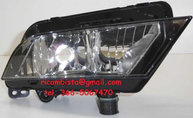 Seat Ibiza anno 2012 faro anteriore destro antinebbia alogeno 6J9941702A