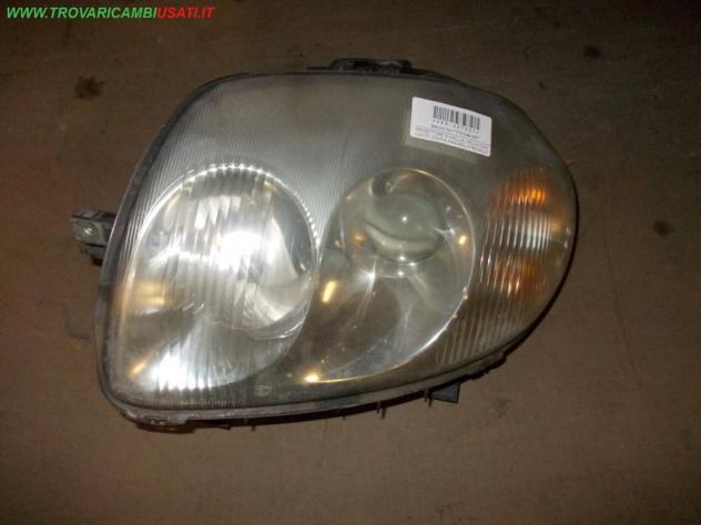 PROIETTORE S.(HELLA) HELLA CON LENTE DOPPIA PARABOLA RENAULT CLIO (C65/B65)  Parti elettriche  Fanaleria  Proiettori  Proiettore ant. RENAULT - CLIO I