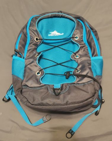 Zaino da trakking multi tasche 30L