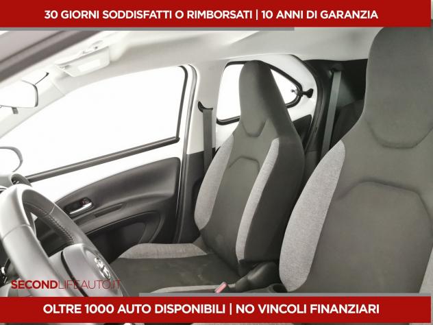 Toyota Aygo X 1.0 Active 72cv - Foto 10