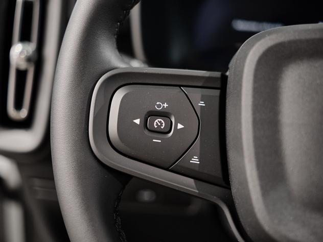 Volvo XC40 B3 automatico Essential - Foto 7