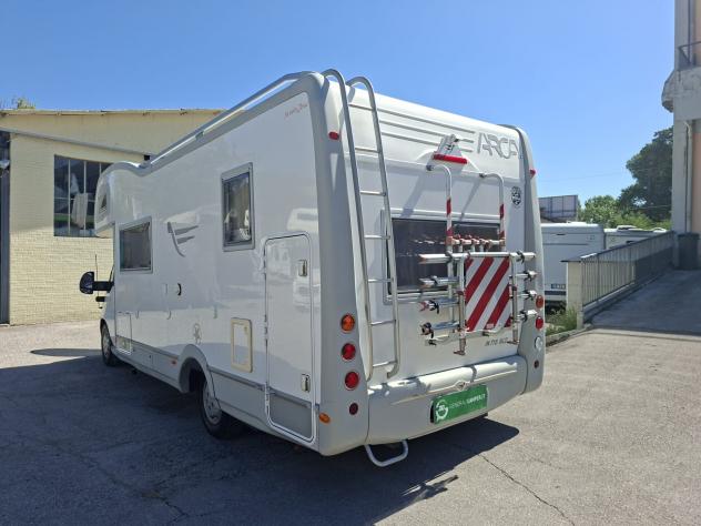 CAMPER ARCA DUCATO MANSARDATO 7 POSTI DINETTE LETTI CASTELLO CLIMATIZZATORE FOTOVOLTAICO CAMPEGGIO USATI GENERALI 1760 - Foto 3