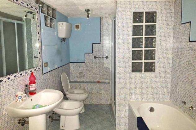 Immobile in asta di 228 m² con più di 5 locali e box auto in vendita a Gualdo Tadino - Foto 19