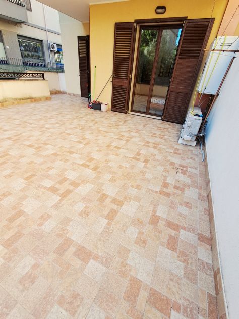 SCALA GRECA -RECENTE COSTRUZIONE:BIVANI+SERVIZI.TERRAZZO - Foto 3