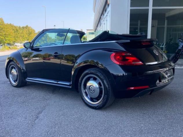 VOLKSWAGEN Maggiolino Cabrio 1.2 TSI 50° Anniversario Design rif. 24003557 - Foto 6