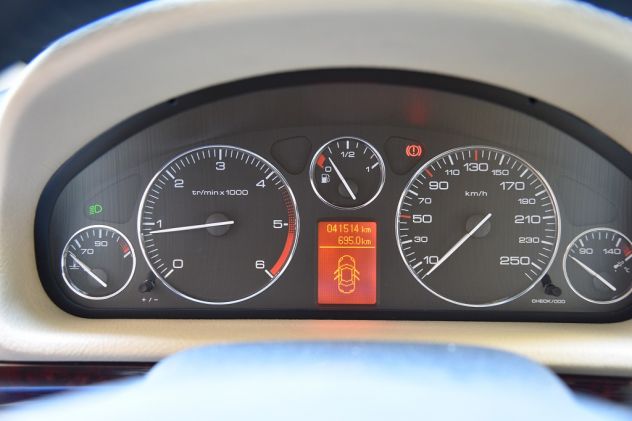 PEUGEOT 407 2.0 HDI 136CV vers. Feline km.41.000 - Foto 10