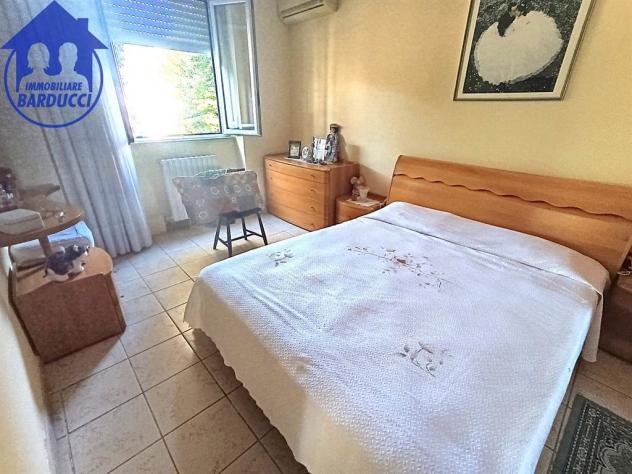 Luminoso trilocale a 250 metri dal mare – Zona San Giuliano - Foto 9