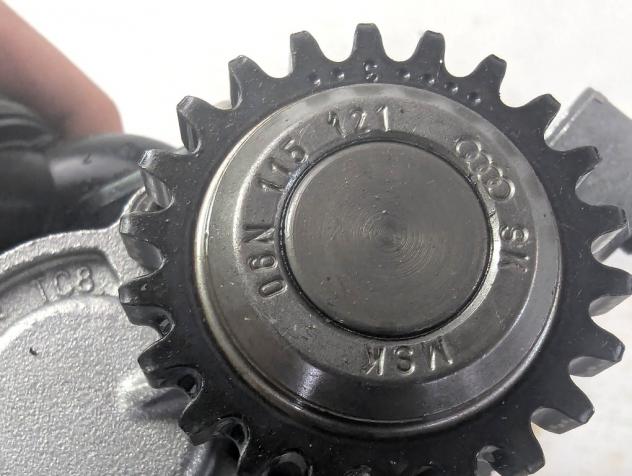 06H115105GE POMPA OLIO MOTORE AUDI A4 AVANT 35 TFSI B9 R SW 2.0 I 110KW AUT 5P (2021) RICAMBIO USATO - Foto 7