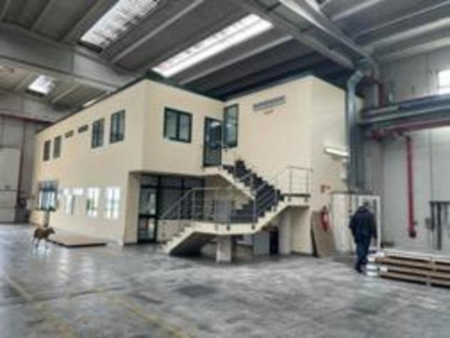 Immobile in asta di 18277 m² con più di 5 locali in vendita a Modugno - Foto 8