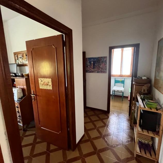 Appartamento in vendita -- Pitigliano (GR), zona nuova
In una tranquilla e comoda zona residenziale di Pitigliano, proponiamo in vendita un appartame - Foto 19