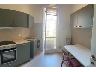 Stanza Bocconi . sospeso